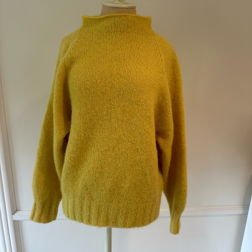 Equipment marigold yellow sweater. Size XS.